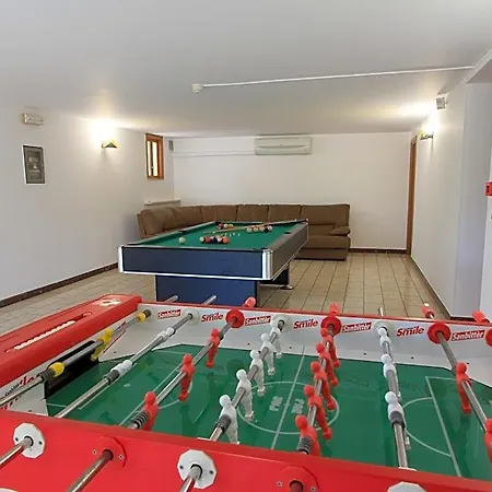 Отель Miralago 3*